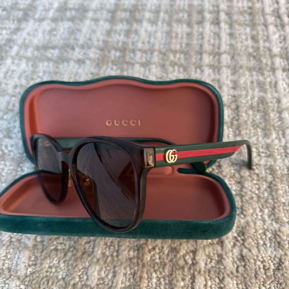 Gucci Sunglasses with Red and Green Stripes and gold GG logo